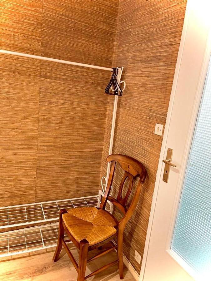 Appartement 3 Pieces Pour 1 A 5 Voyageurs Rillieux-la-Pape Екстер'єр фото