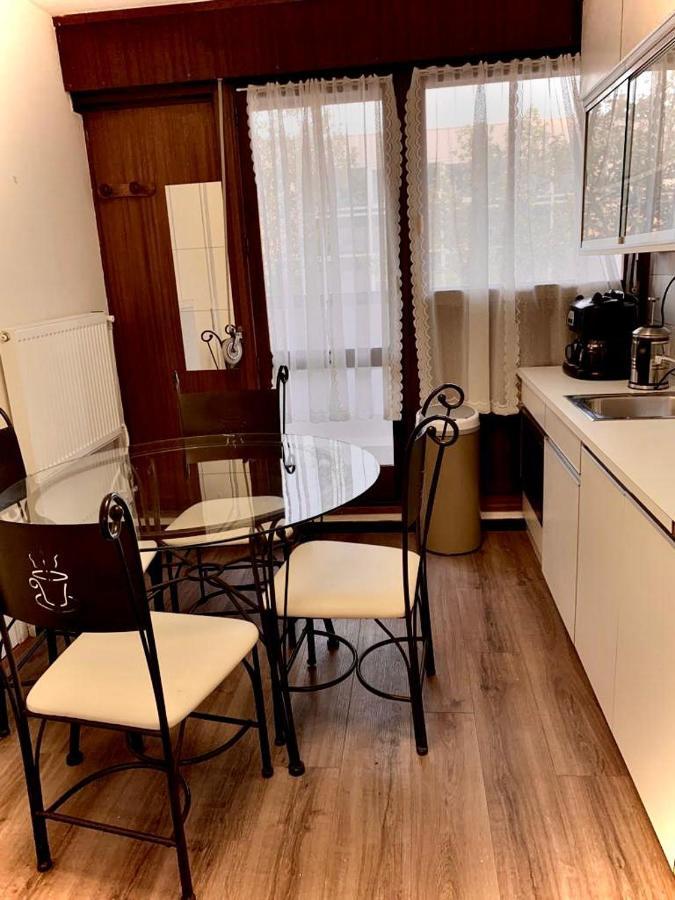 Appartement 3 Pieces Pour 1 A 5 Voyageurs Rillieux-la-Pape Екстер'єр фото