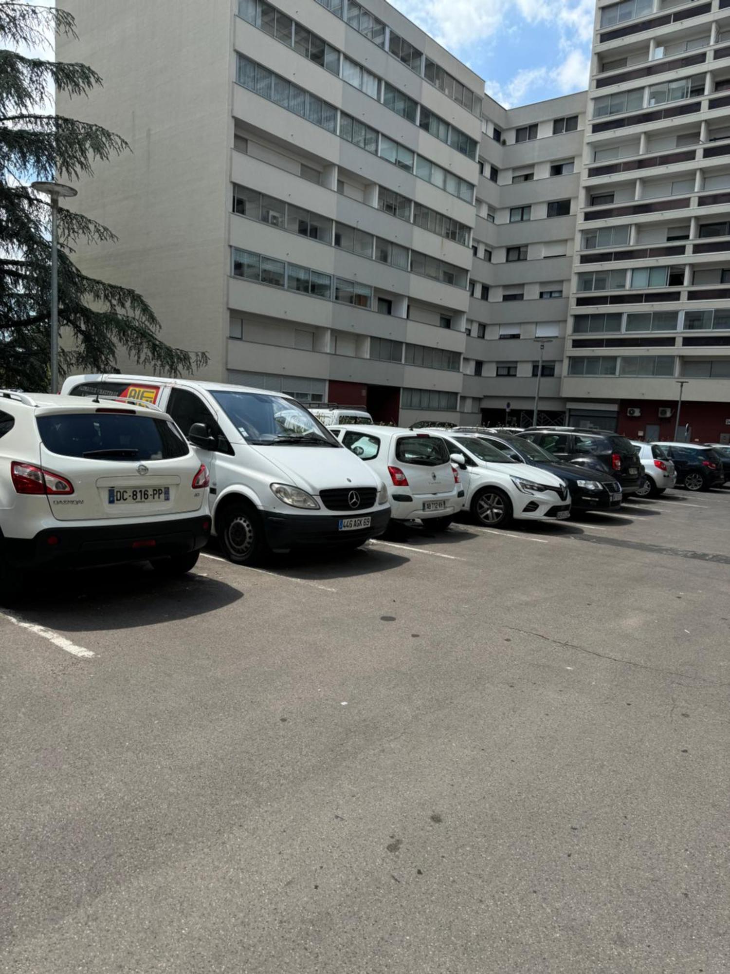 Appartement 3 Pieces Pour 1 A 5 Voyageurs Rillieux-la-Pape Екстер'єр фото